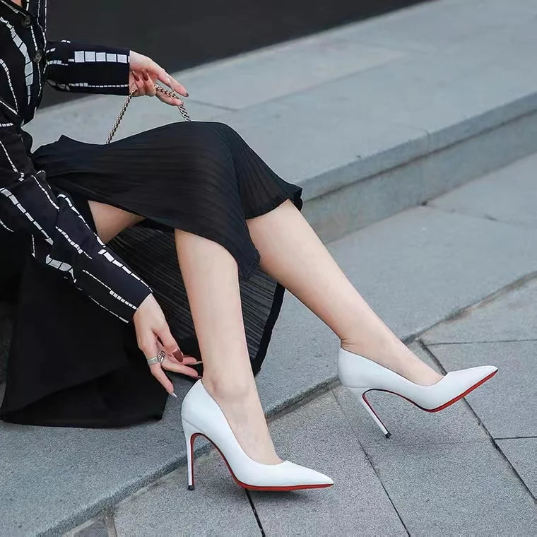 Zapatos de Tacón Alto de Punta Fina para Mujer – Cuero Mate