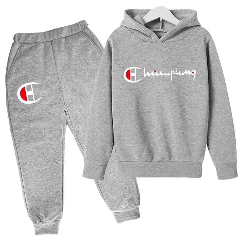 Conjunto buzo con capucha y pantalón deportivo para niños