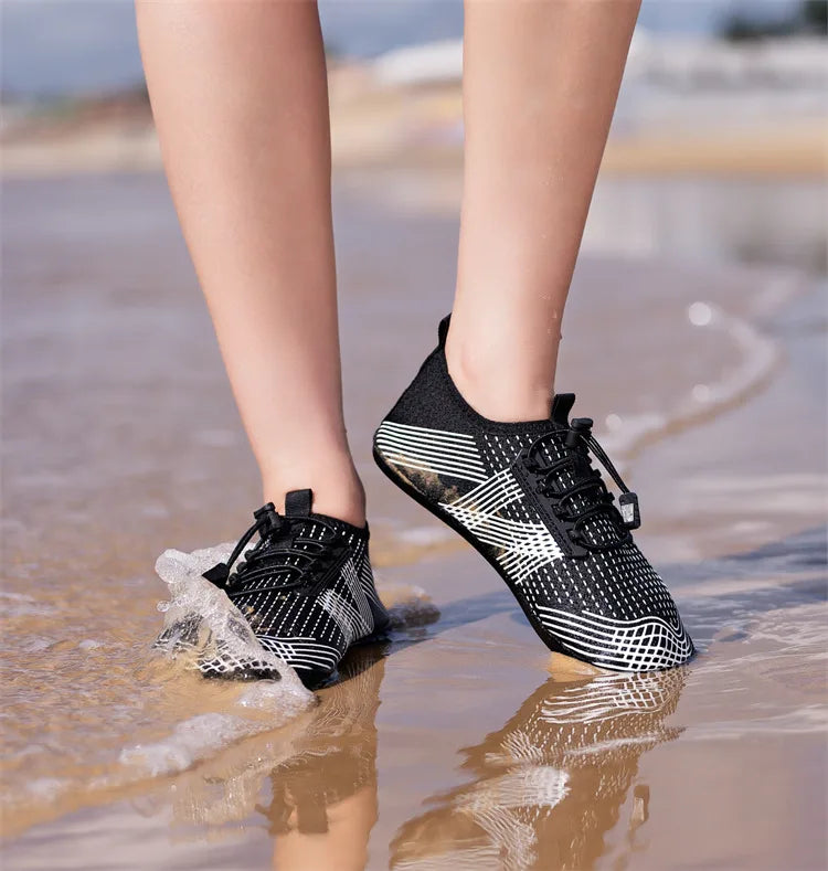 2025 nuevos zapatos acuáticos para hombre, zapatos de agua Unisex antideslizantes flexibles, zapatillas de playa para hombre de secado rápido, zapatillas informales para parejas al aire libre