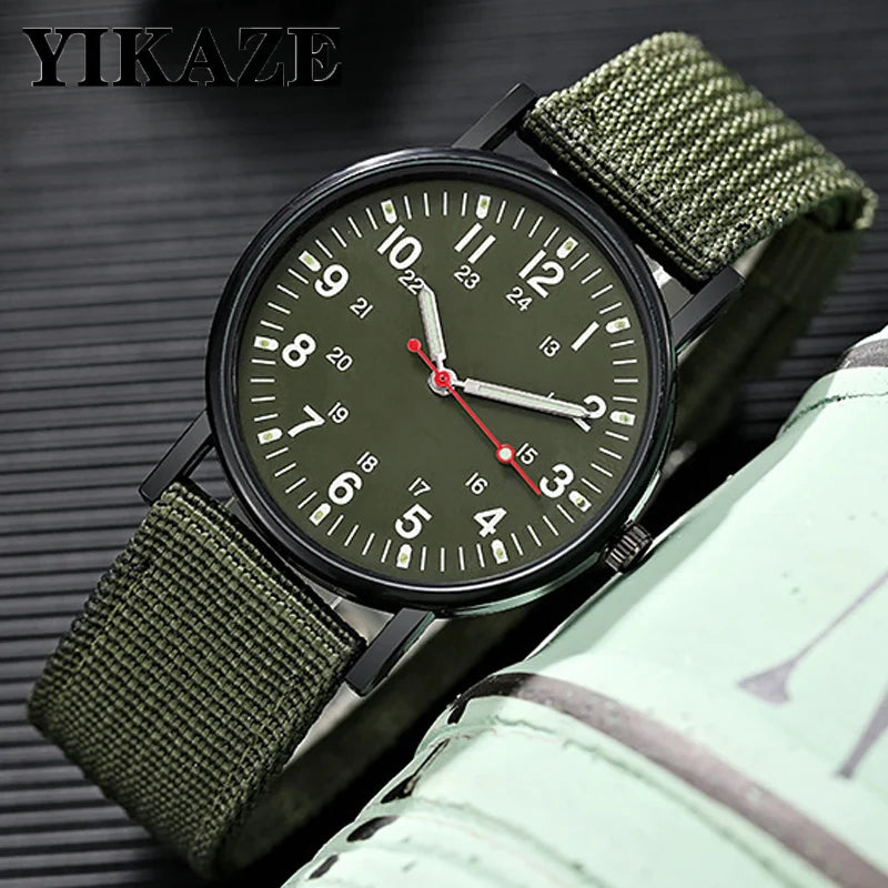 Relojes militares YIKAZE para hombre, relojes deportivos luminosos resistentes a los golpes para hombre, correa de lona, reloj de pulsera Simple de cuarzo para exteriores para hombre