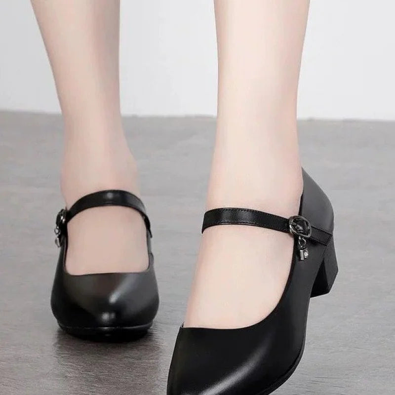 2025 Nuevos zapatos de tacón medio para mujer: cuero suave antideslizante con hebilla ajustable, cómodos para uso diario e informal