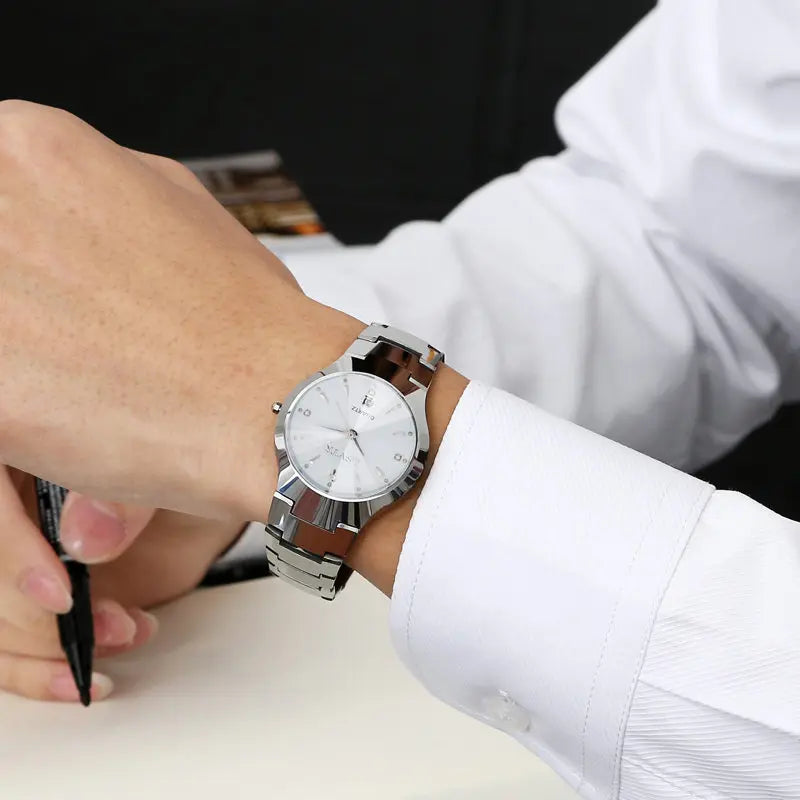 YIKAZE Reloj de Cuarzo de Lujo para Parejas