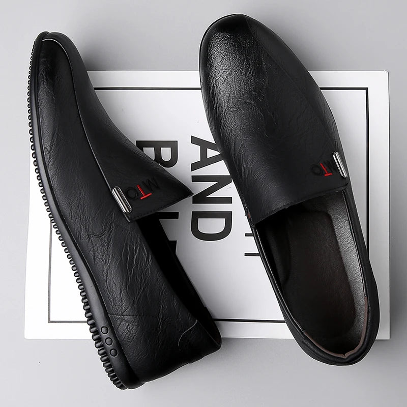 Mocasines de cuero para hombre con bordado, suela antideslizante, uso diario