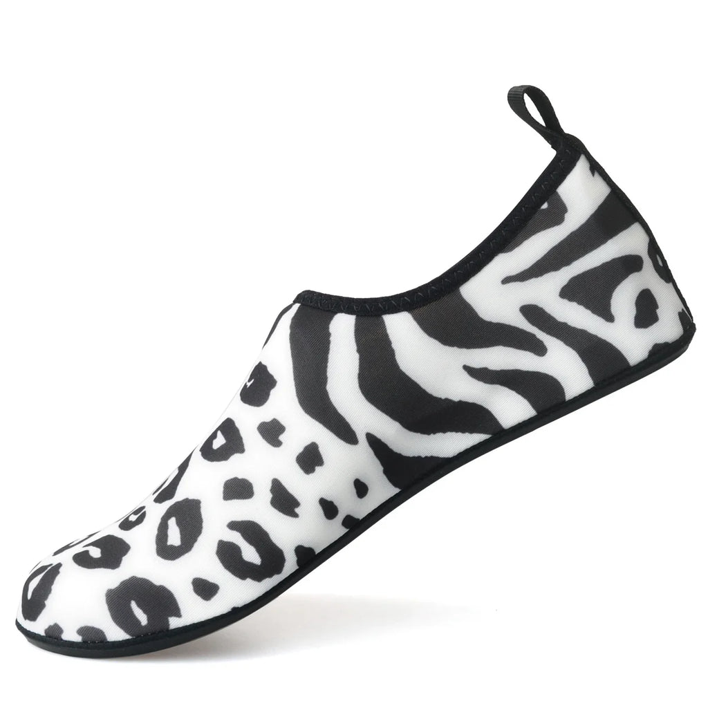 2023 zapatos acuáticos de verano para hombre, zapatos de agua descalzos para nadar en la playa, zapatos de agua ligeros para mujer, zapatos de pesca en el mar, envío gratis, talla grande 48