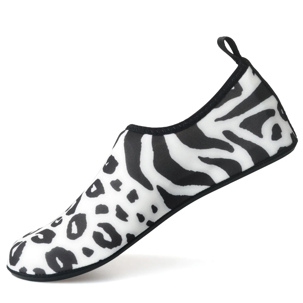 2023 zapatos acuáticos de verano para hombre, zapatos de agua descalzos para nadar en la playa, zapatos de agua ligeros para mujer, zapatos de pesca en el mar, envío gratis, talla grande 48
