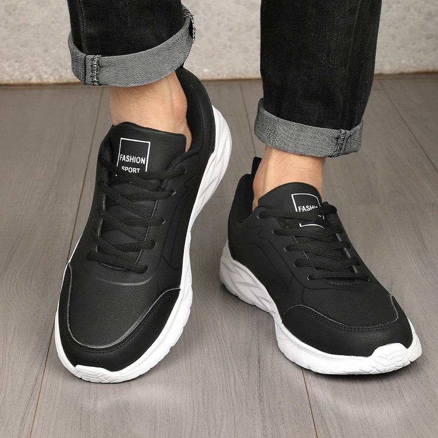 Zapatos para correr a la moda para hombre, zapatillas cálidas de invierno para hombre, zapatos antideslizantes para caminar para hombre, zapatos informales de cuero con cordones suaves 39-47 2024