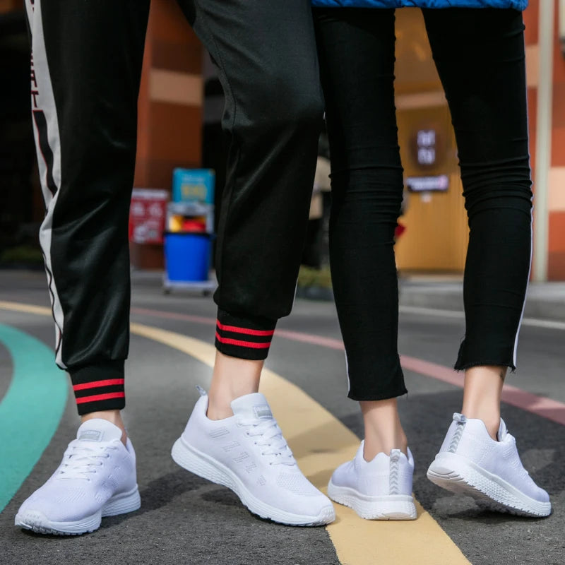 YRZL Zapatillas de deporte para hombre, zapatillas de deporte transpirables de malla cómodas y ligeras a la moda, zapatos deportivos para parejas, zapatos de tenis al aire libre para hombres