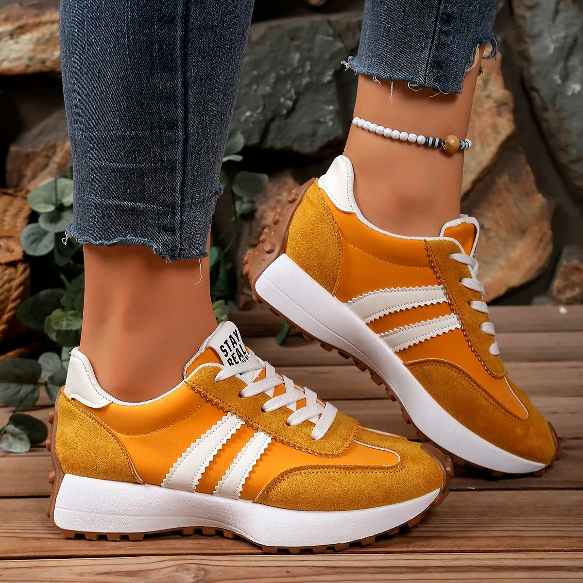 Nuevo estilo de moda, zapatos informales elegantes con cordones para mujer, Primavera/otoño, punta redonda, suela gruesa, zapatos deportivos cómodos antideslizantes