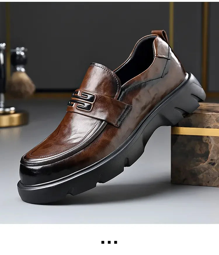 Mocasines de cuero para hombre con barra metálica, suela antideslizante