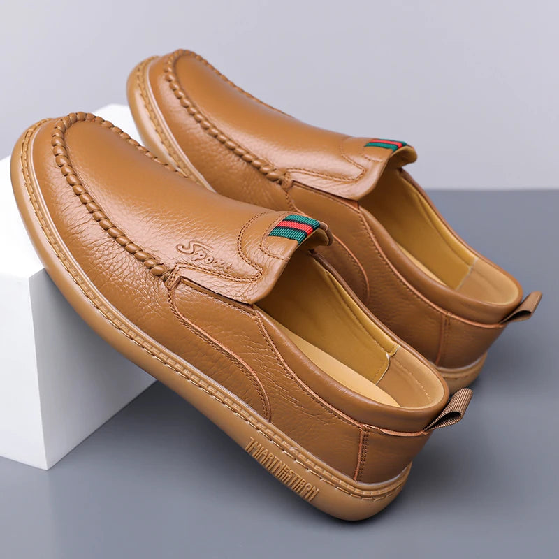 Mocasines de cuero para hombre con suela de goma cosida a mano