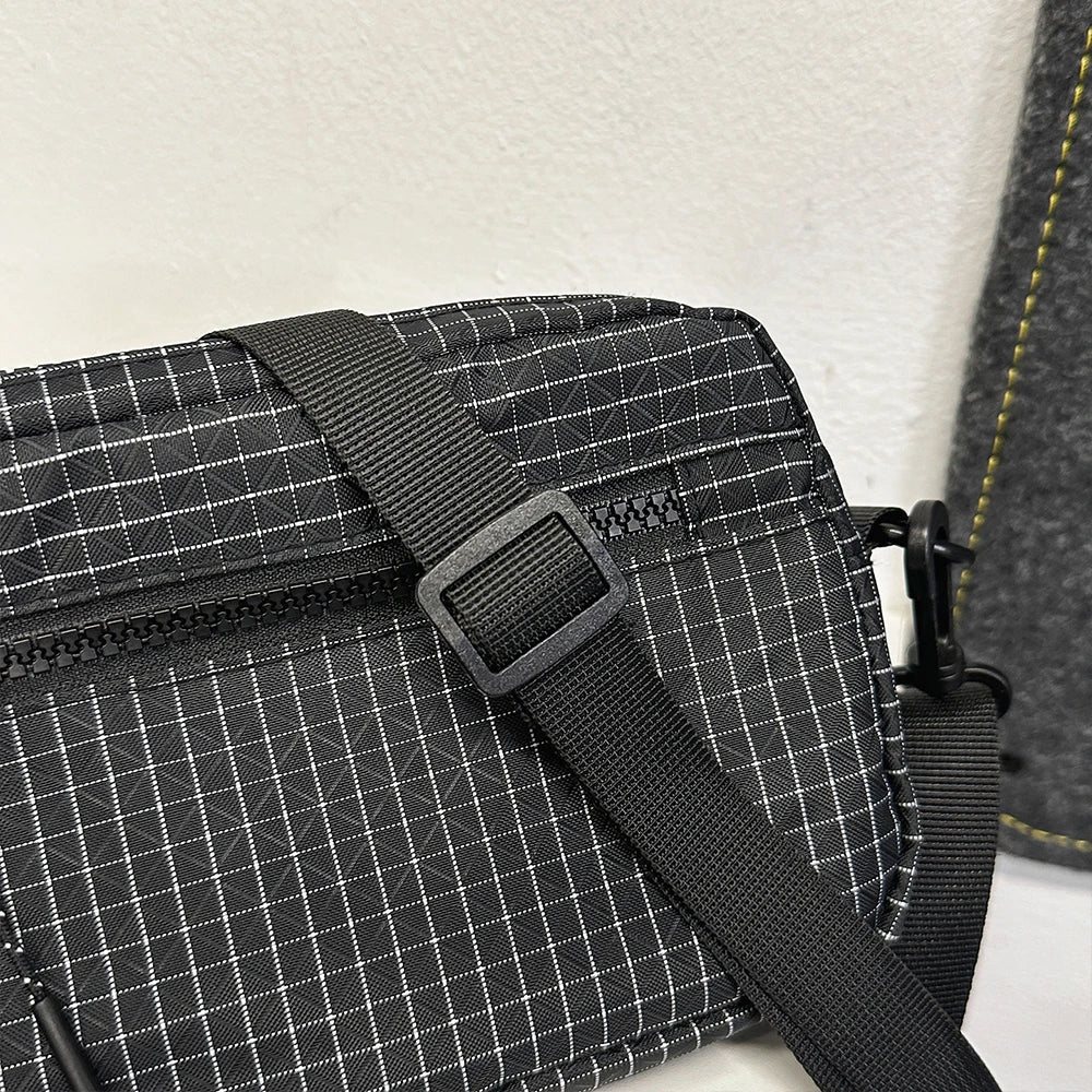 Bolso Bandolera de Nailon a Cuadros, Unisex