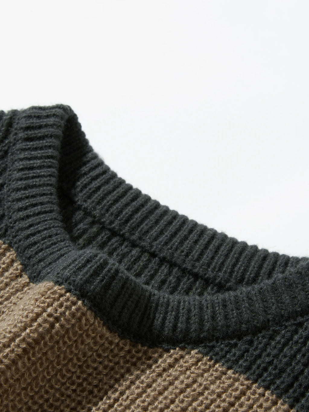 Nuevo Suéter de fondo suelto, jersey informal versátil a rayas, suéter de cuello redondo para hombre