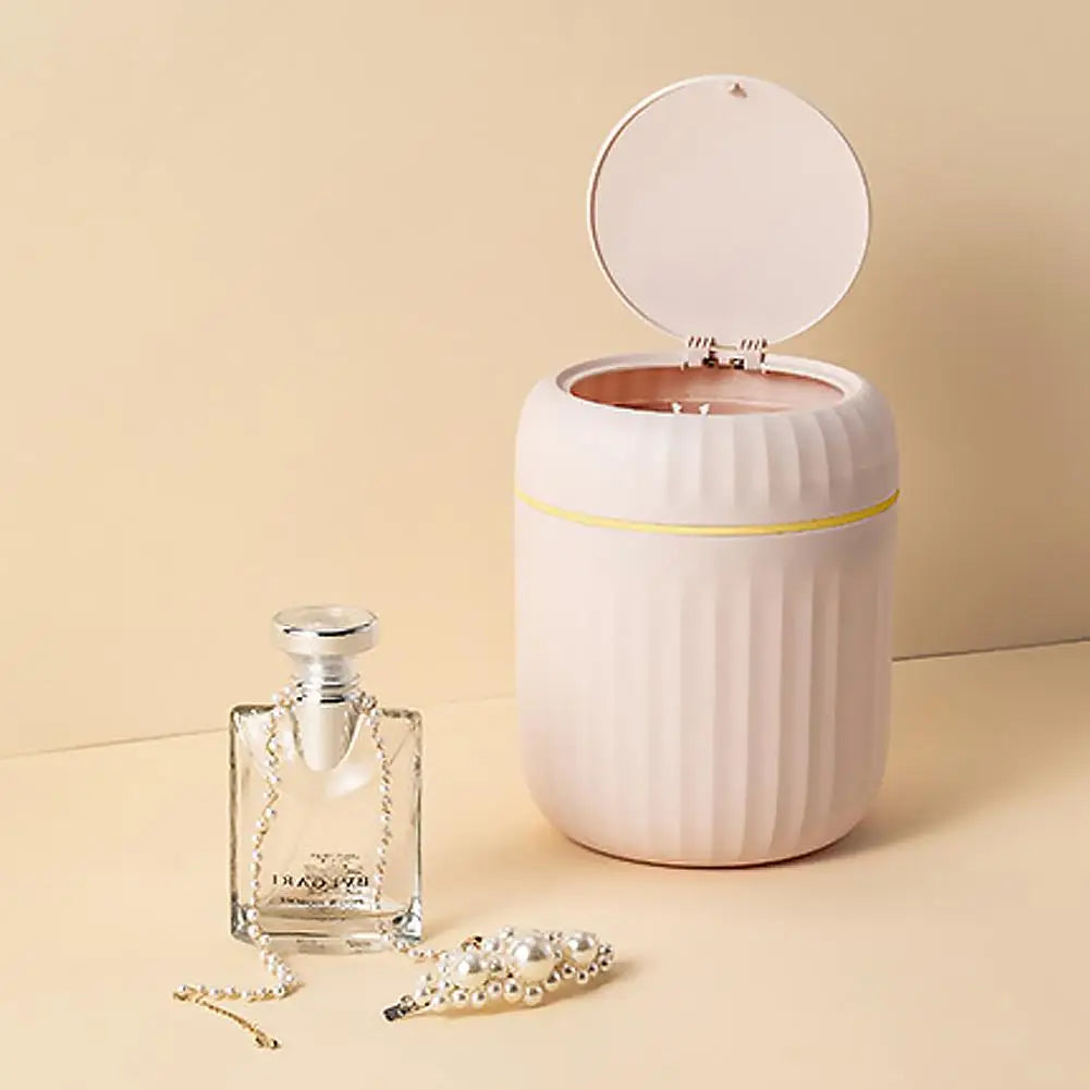 Mini bote de basura de escritorio, contenedor de basura de plástico duradero con tapa, organizador de basura para dormitorio, oficina, escritorio, suministros para el hogar