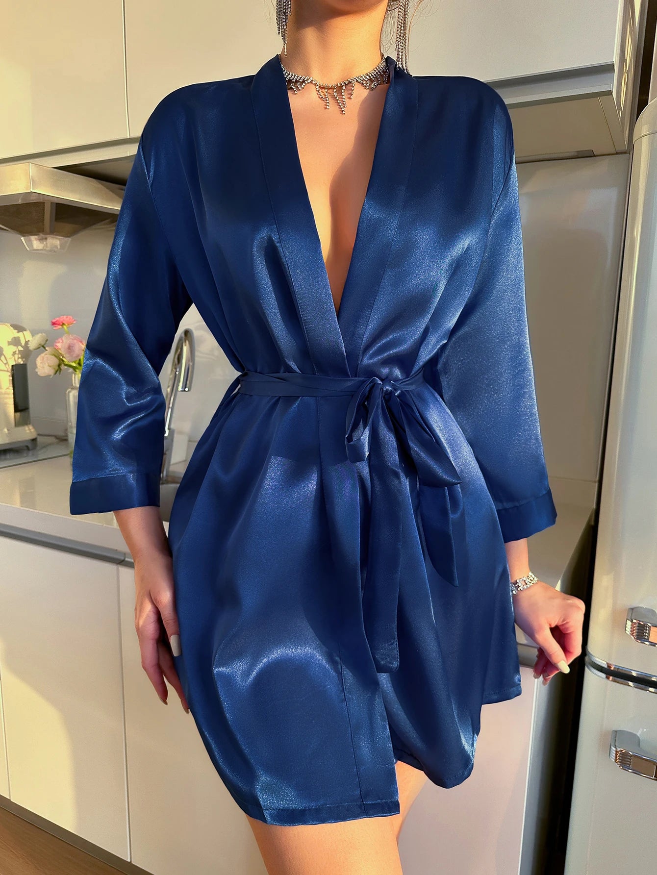 Pijamas de verano para mujer, albornoz con cordones para mujer europea y americana, vestido de mañana sexy, vestido para casa, puede usar bata de seda helada
