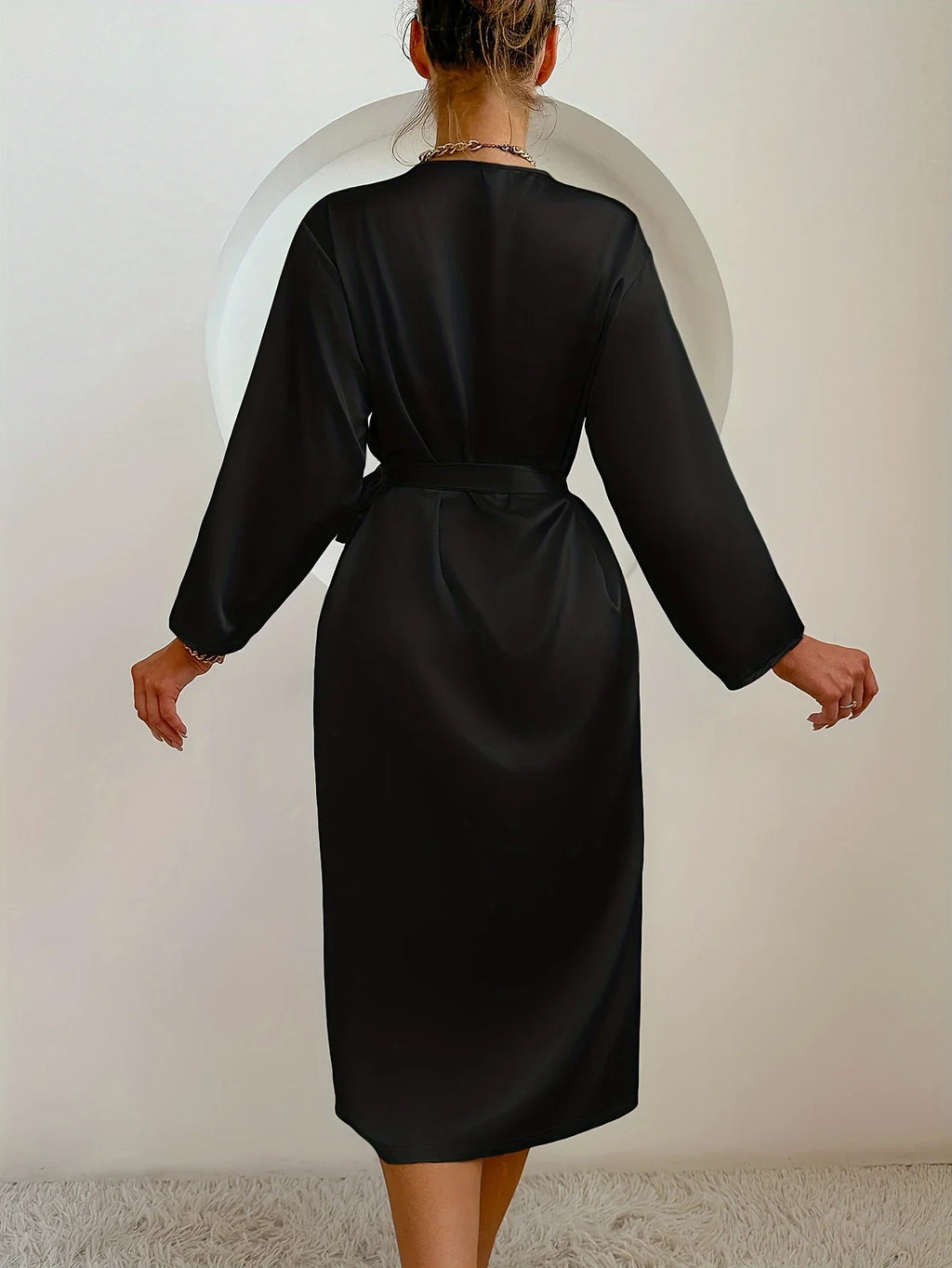 Bata de Satén para Mujer con Cinturón - Elegante y Sedosa