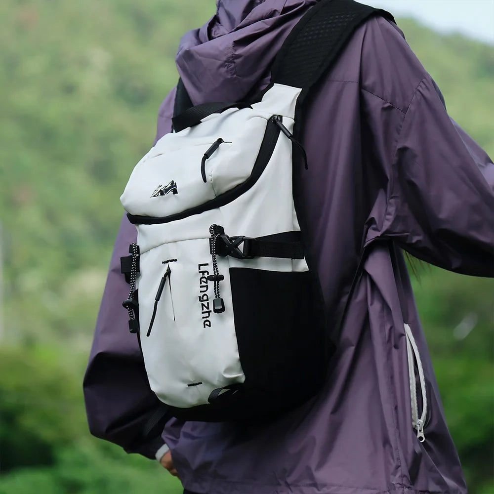 Mini Mochila para Exteriores con Diseño de Montaña, Ligera, con Correa Ajustable, para Senderismo, Viajes, Campamento, Excursiones Diarias al Aire Libre