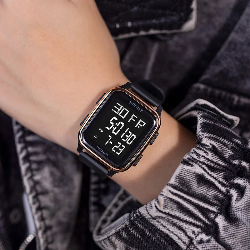 Reloj deportivo YIKAZE para hombre, reloj electrónico multifunción resistente al agua, reloj de pulsera Digital LED ultrafino para hombre y estudiante