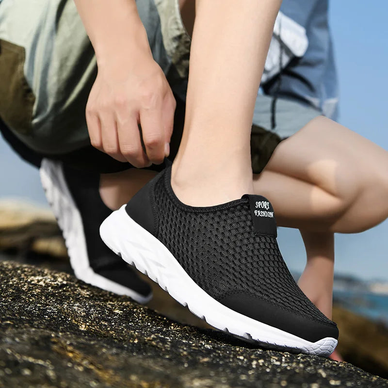 Zapatillas de deporte para hombre, zapatos informales transpirables para hombre, mocasines antideslizantes para exteriores para caminar, tenis ligeros a la moda para hombre, envío gratis