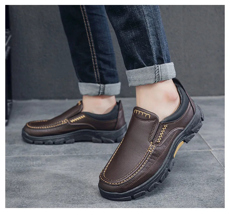 Nuevos zapatos informales para hombre de primavera y otoño, zapatos británicos para papá de mediana edad, zapatos de cuero de negocios a la moda