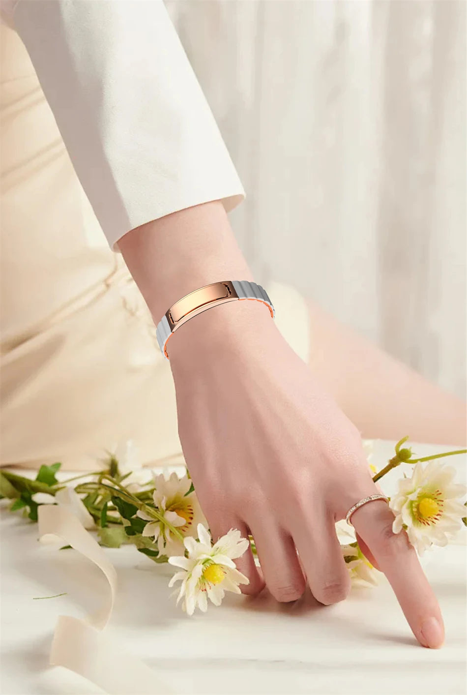 Pulsera inteligente con monitor cardíaco y seguimiento de sueño