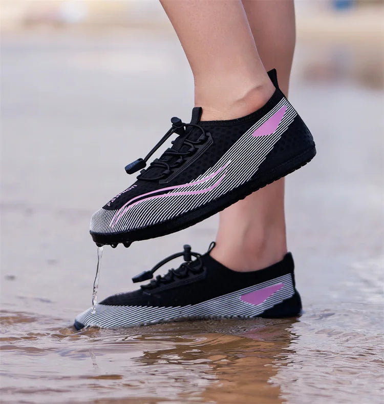 Zapatos acuáticos ligeros a la moda para hombre, zapatos de playa transpirables para mujer, zapatos de Yoga Unisex antideslizantes flexibles, zapatillas de agua de secado rápido