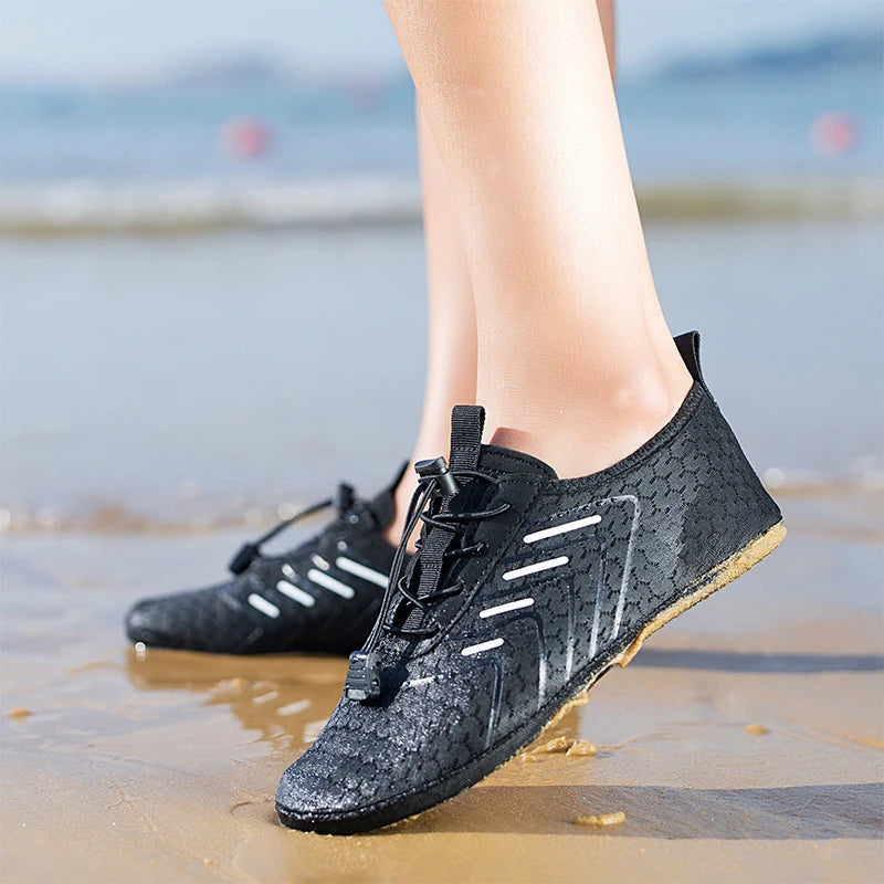 Zapatos acuáticos Unisex de secado rápido, moda para actividades al aire libre, zapatos de natación para hombres, zapatillas ligeras de Yoga para mujeres, zapatillas informales antideslizantes