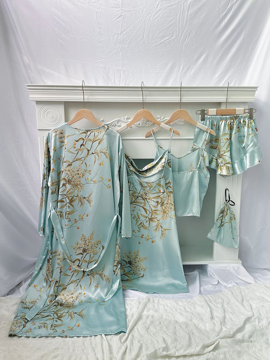Conjunto de Pijama 5 Piezas con Estampado Floral para Mujer