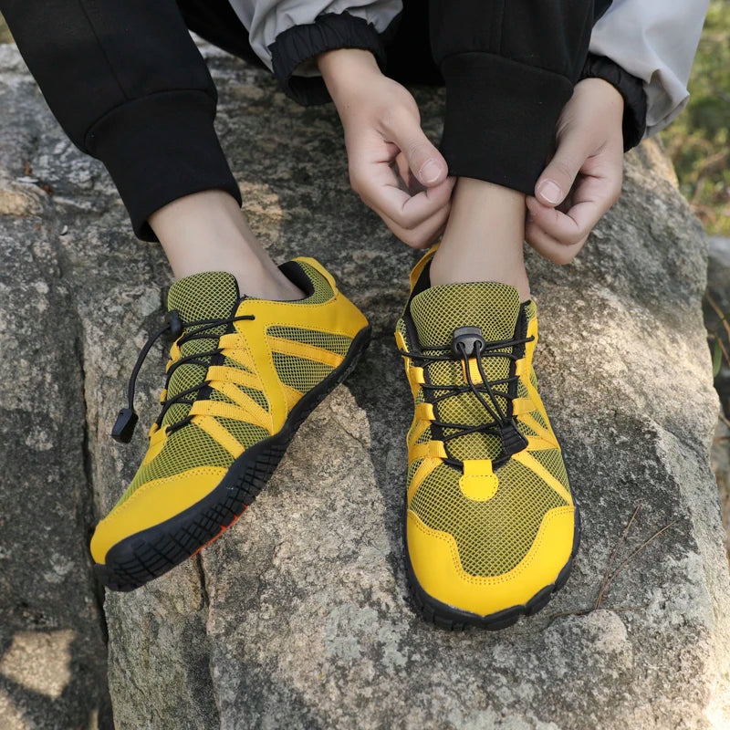 Zapatos de senderismo transpirables para hombre, zapatillas de deporte flexibles para exteriores, zapatos antideslizantes a la moda para caminar para hombre, zapatos informales de escalada de gran tamaño