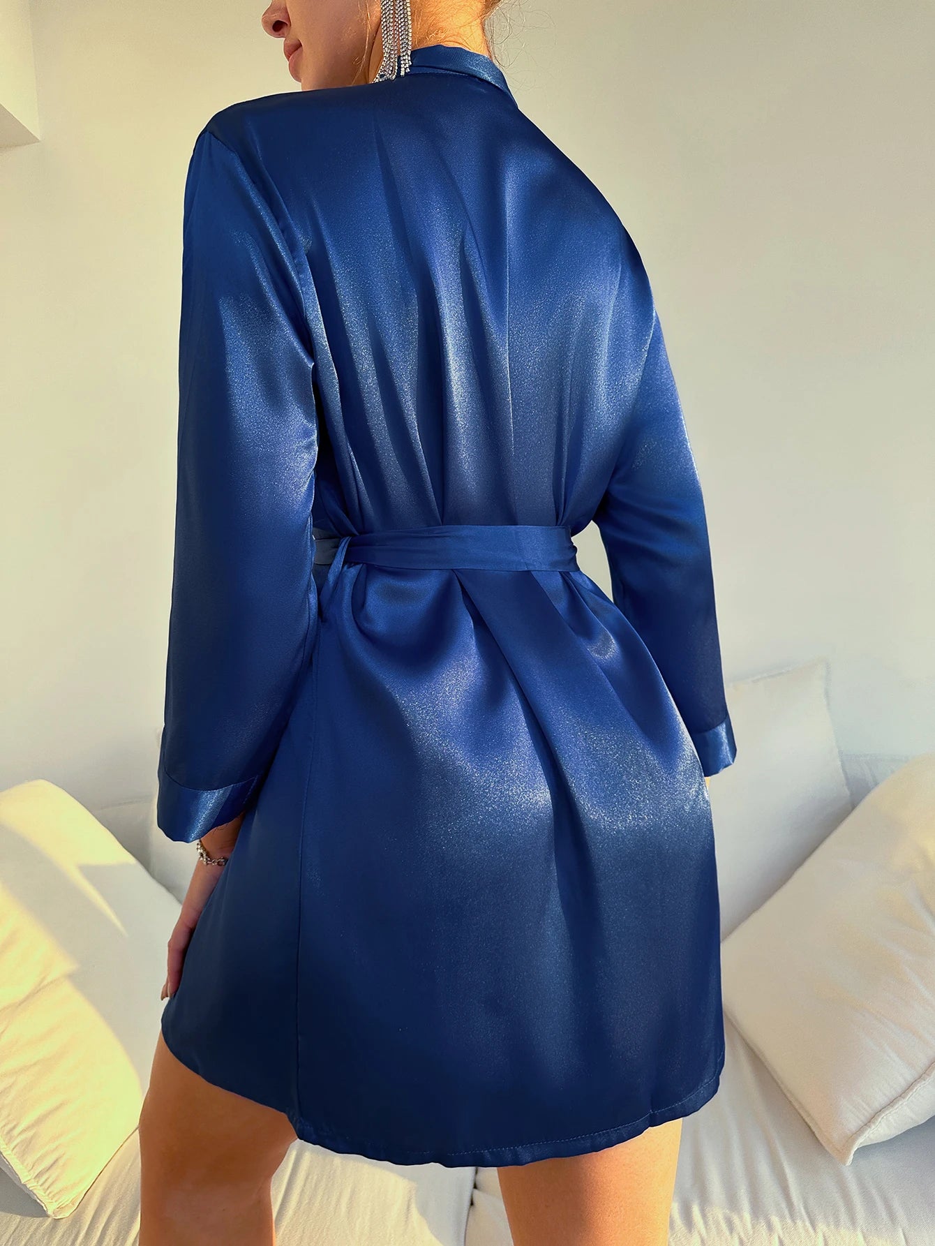Pijamas de verano para mujer, albornoz con cordones para mujer europea y americana, vestido de mañana sexy, vestido para casa, puede usar bata de seda helada