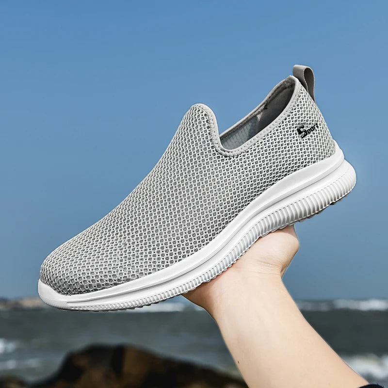 YRZL Zapatillas de deporte para hombre, zapatos informales transpirables Unisex, mocasines de malla antideslizantes para exteriores, zapatos de tenis ligeros a la moda para hombre