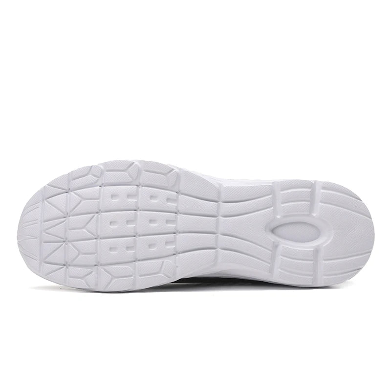 Zapatillas informales transpirables para hombre, zapatos informales ligeros antideslizantes para exteriores, mocasines planos suaves para caminar y trotar, novedad de 2024