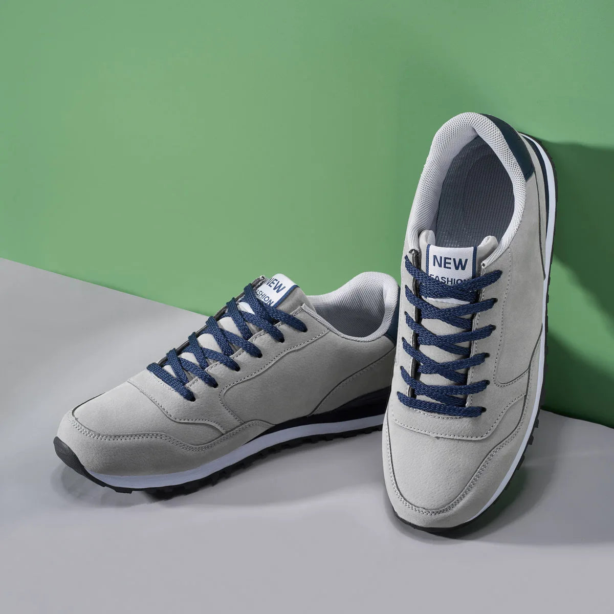 Nuevas de cuero, zapatos para correr para hombre, zapatillas Unisex cálidas de invierno, zapatos ligeros para caminar para mujer, zapatos deportivos de plantilla suave con cordones 37-47