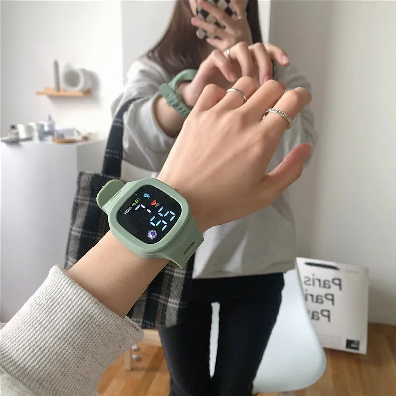 Reloj Deportivo Digital LED Cuadrado para Mujer