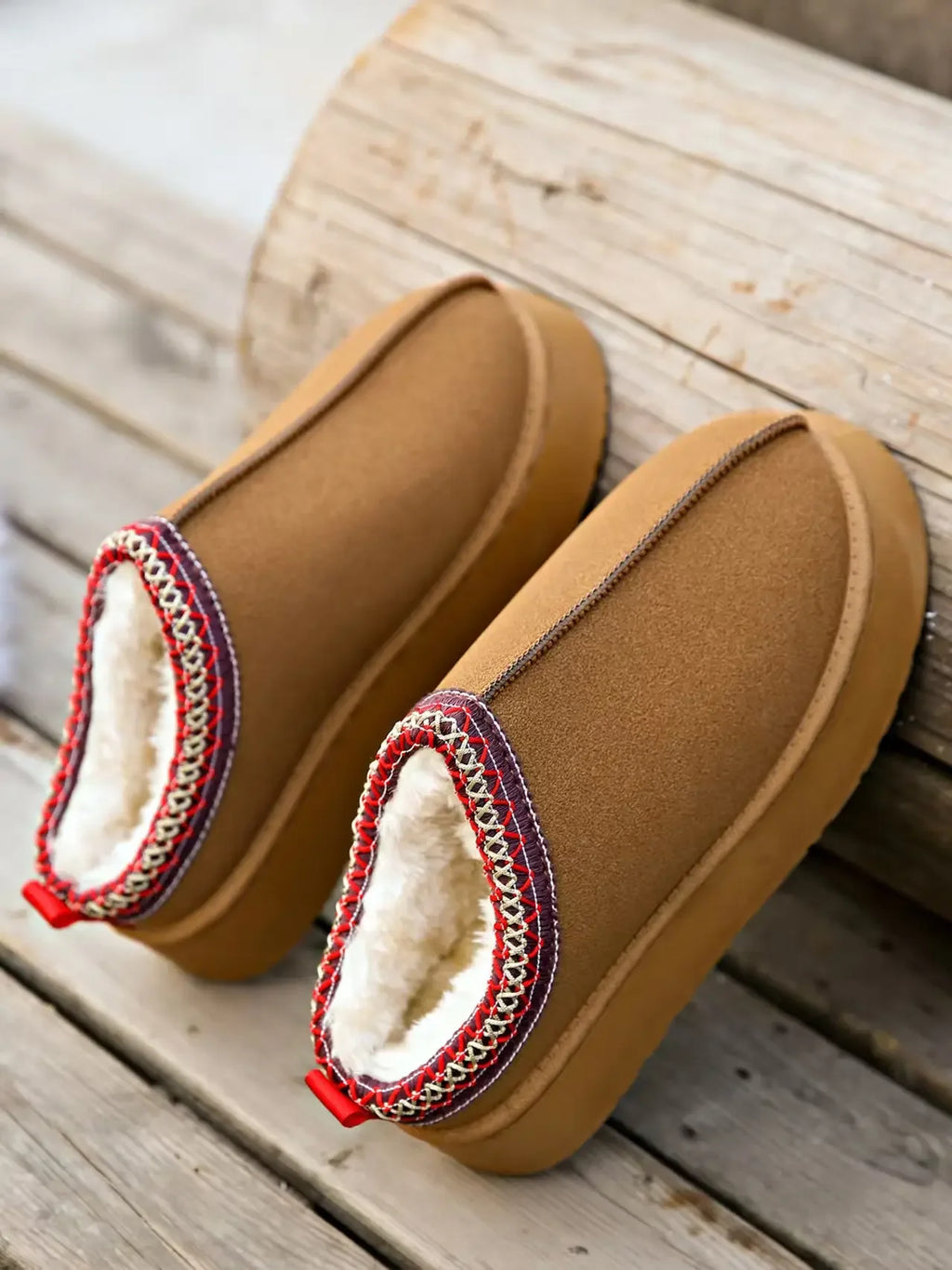 Zuecos de plataforma unisex con ribete étnico y forro de piel sintética
