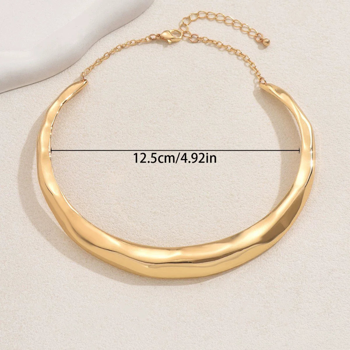 Nuevo Collar Choker Arrugado de Moda para Mujer 2026, Tendencia en Color Dorado, Collar Choker Sencillo, Accesorios de Joyería, Regalo para Fiesta