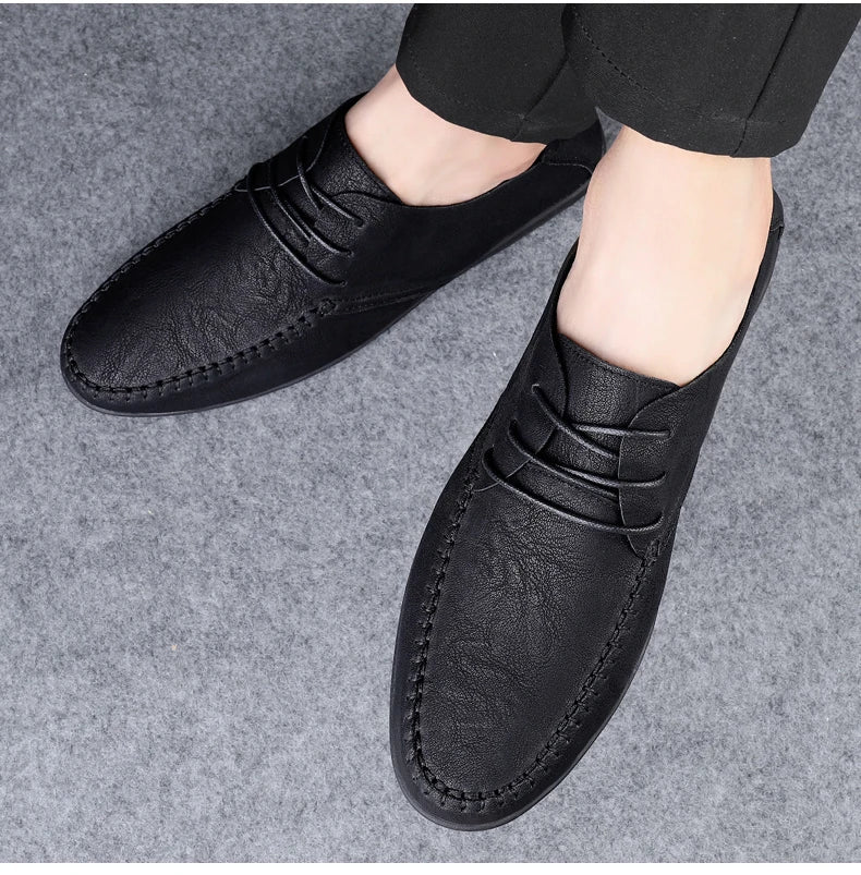 Zapatos de cuero para hombre, suelas blandas, zapatos de cuero informales de talla grande para las cuatro estaciones, zapatos de conducción versátiles para fiesta juvenil a la moda