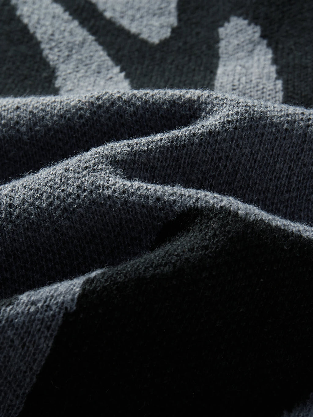 Nueva moda Otoño e Invierno suéter con patrón de Jacquard Irregular suéter informal de punto con bloques de Color para hombre
