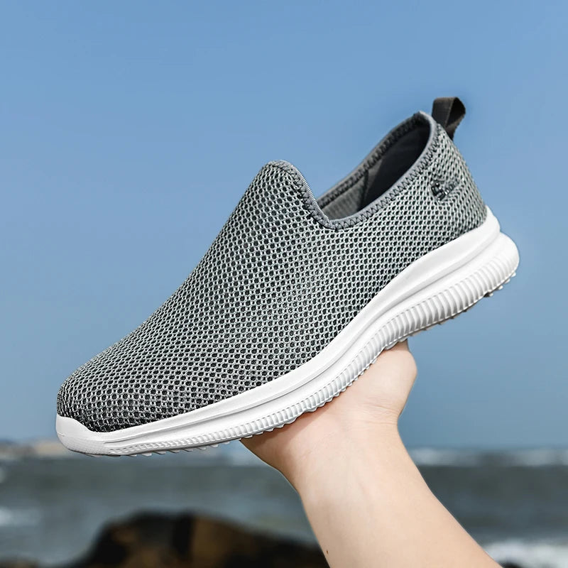 YRZL Zapatillas de deporte para hombre, zapatos informales transpirables Unisex, mocasines de malla antideslizantes para exteriores, zapatos de tenis ligeros a la moda para hombre