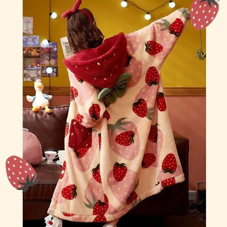 Pijama de Princesa Fresa para Mujer | Camisón y Bata de Forro Polar