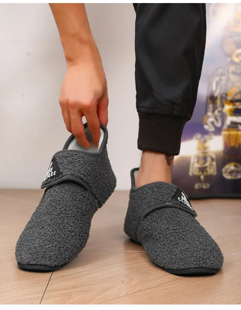 YRZL zapatos de algodón de invierno para hombre, zapatillas ligeras sin cordones cálidas, mocasines de algodón de felpa para dormitorio y hogar, zapatos cálidos de invierno para hombre