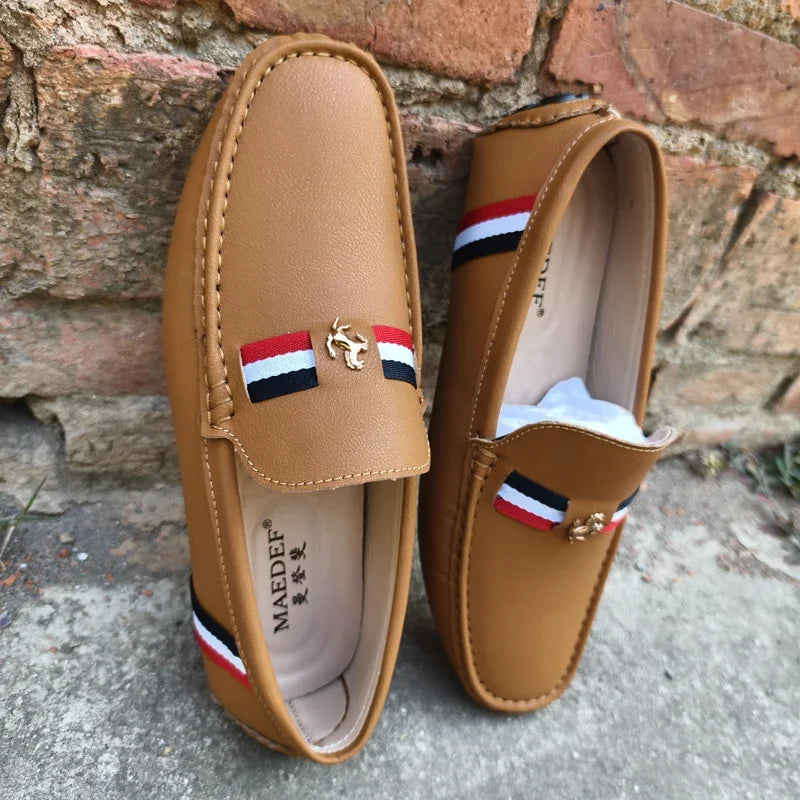 YRZL Mocasines blancos Mocasines de cuero PU negro para hombre Mocasines casuales sin cordones Hombres Mocasines cómodos Zapatos de conducción para hombres