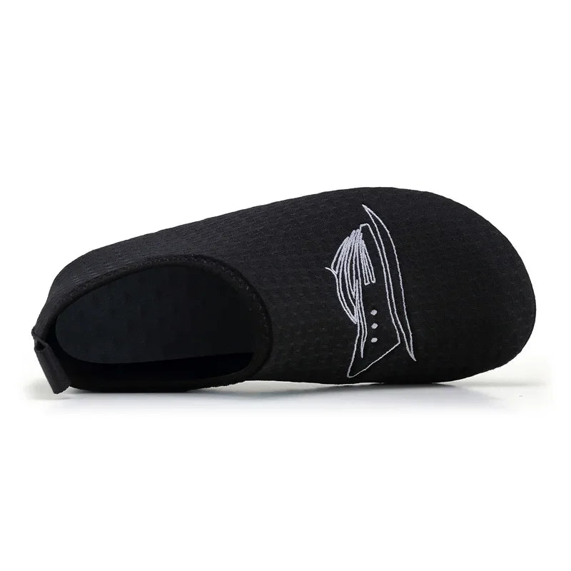 Zapatos acuáticos de secado rápido para hombre y mujer, zapatillas de playa ligeras, suaves y antideslizantes, talla Original 34-49, 2024