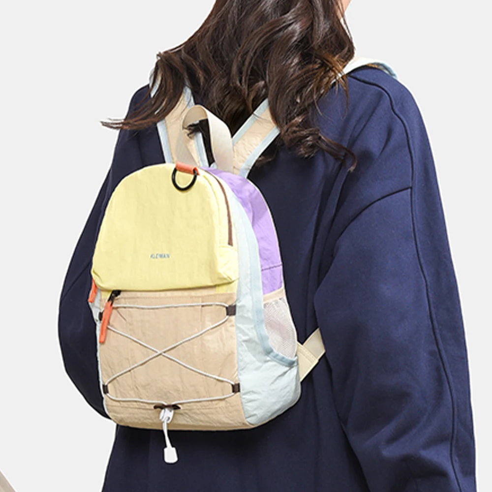 Mini Mochila de Nailon con Bloques de Color, Mochila Ligera con Cordón Elástico, Bolsa Resistente para Senderismo y Uso Diario