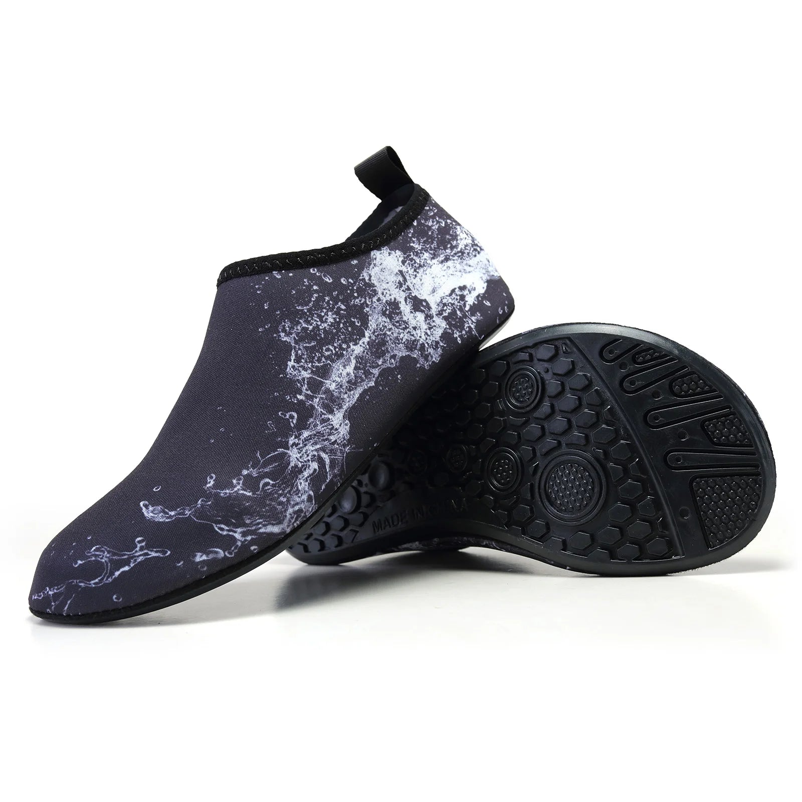 Par de zapatos acuáticos ligeros para hombre y mujer, zapatos de playa para exteriores de secado rápido, antideslizantes, descalzos, verano, 2023