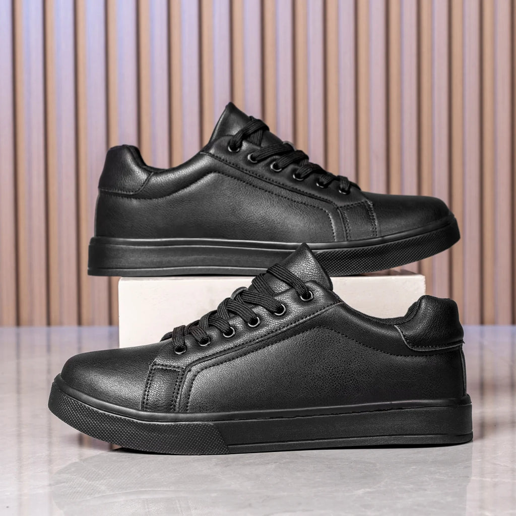 Zapatos de cuero para hombre, zapatillas de deporte informales de tendencia, zapatillas de ocio transpirables para hombre, calzado antideslizante, zapatos vulcanizados para hombre