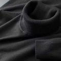 2025 nuevos suéteres de punto para hombre, jerseys transpirables de cuello alto de Color sólido, ropa de calle básica cálida para exteriores, Tops de negocios de otoño