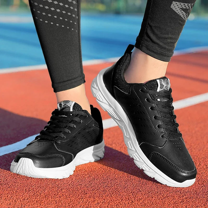 YRZL zapatos deportivos de cuero Artificial negro para hombres, zapatos casuales de alta calidad, impermeables, antideslizantes, cómodos para exteriores