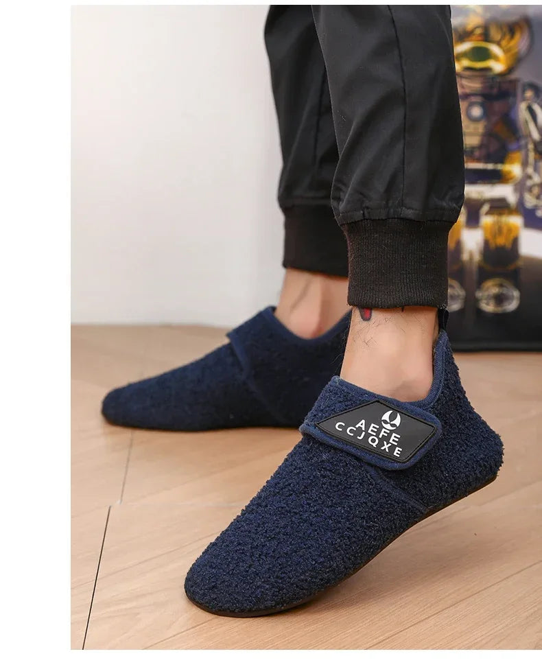 YRZL zapatos de algodón de invierno para hombre, zapatillas ligeras sin cordones cálidas, mocasines de algodón de felpa para dormitorio y hogar, zapatos cálidos de invierno para hombre