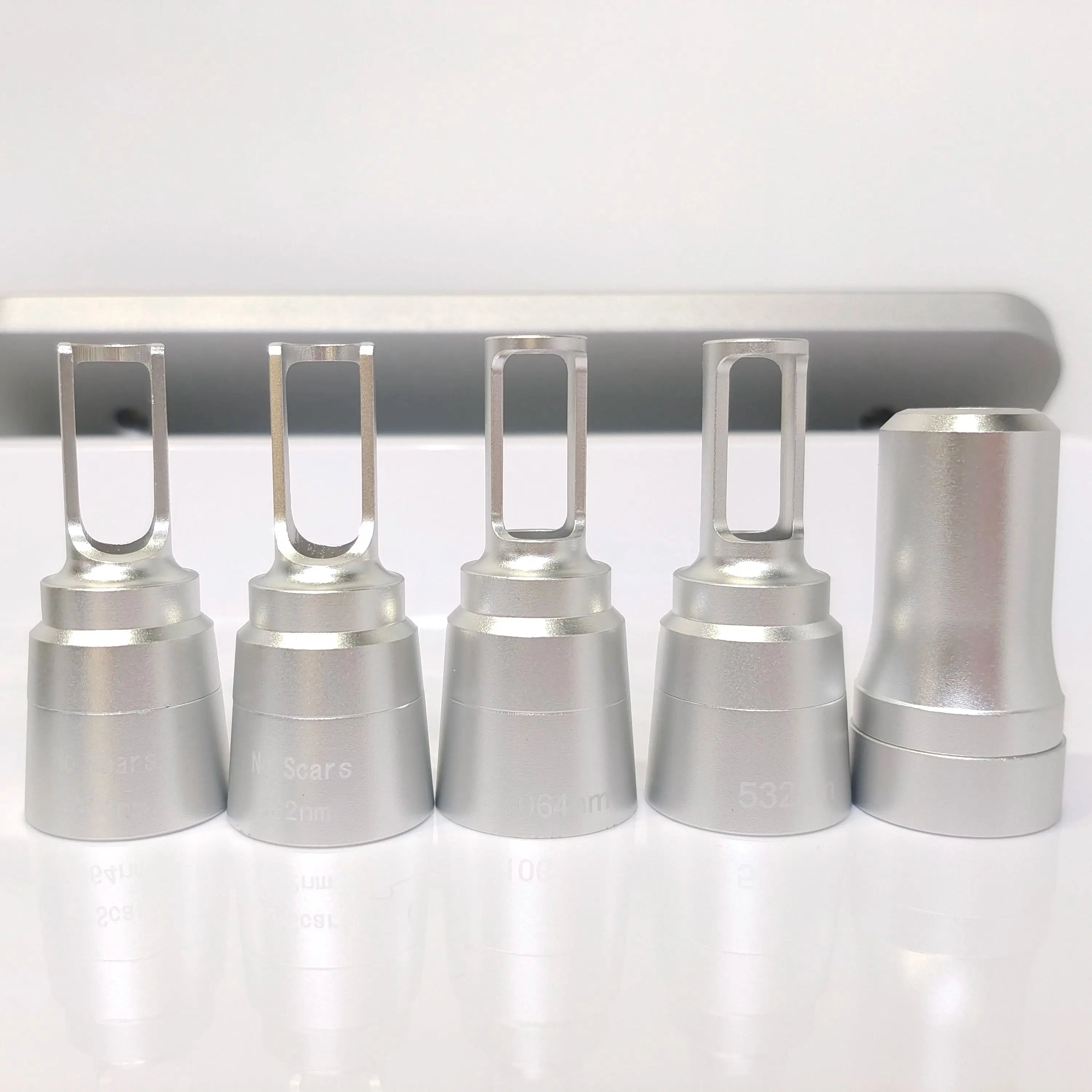 Máquina Láser Pico 532nm 1064nm para Eliminación de Tatuajes y Melasma, con Pantalla, Certificación CE/RoHS