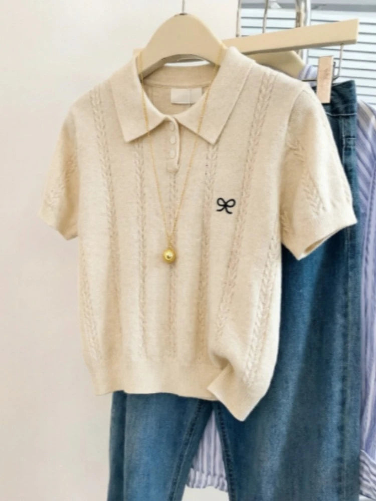Camiseta de Punto con Cuello Polo y Bordado de Lazo, Manga Corta para Mujer